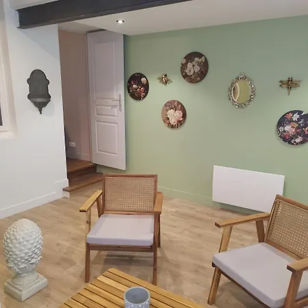 Spacieux Duplex En Plein Centre-ville De アパート *
