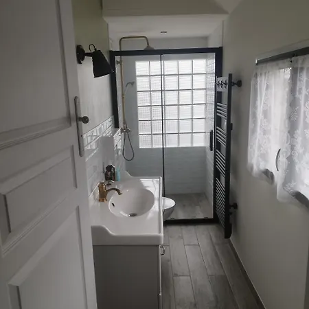 アパート Spacieux Duplex En Plein Centre-ville De