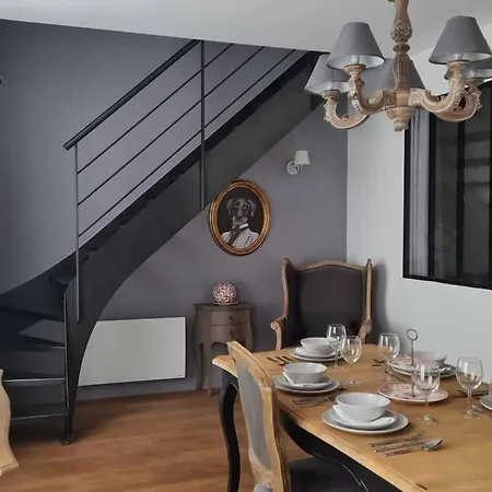 アパート Spacieux Duplex En Plein Centre-ville De